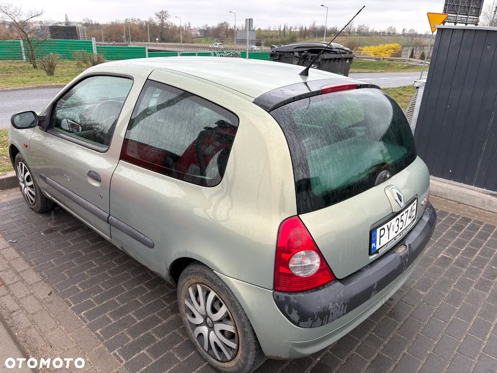 Renault Clio 1.2 Campus - 10