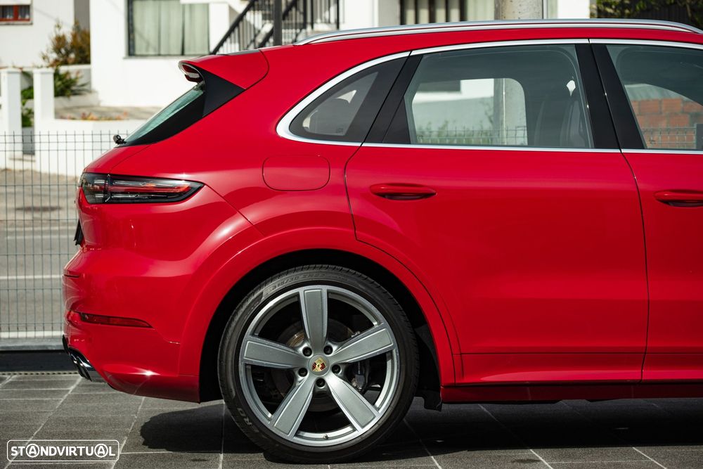 Porsche Cayenne E-Hybrid - 8