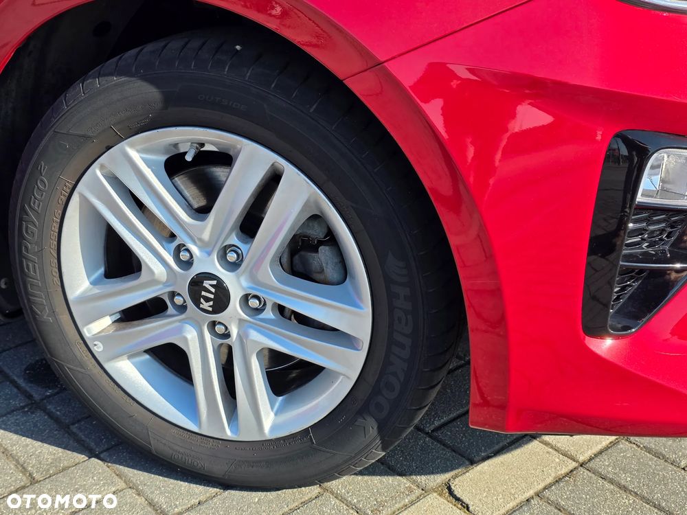 Kia Ceed 1.4 T-GDI M DCT - 15