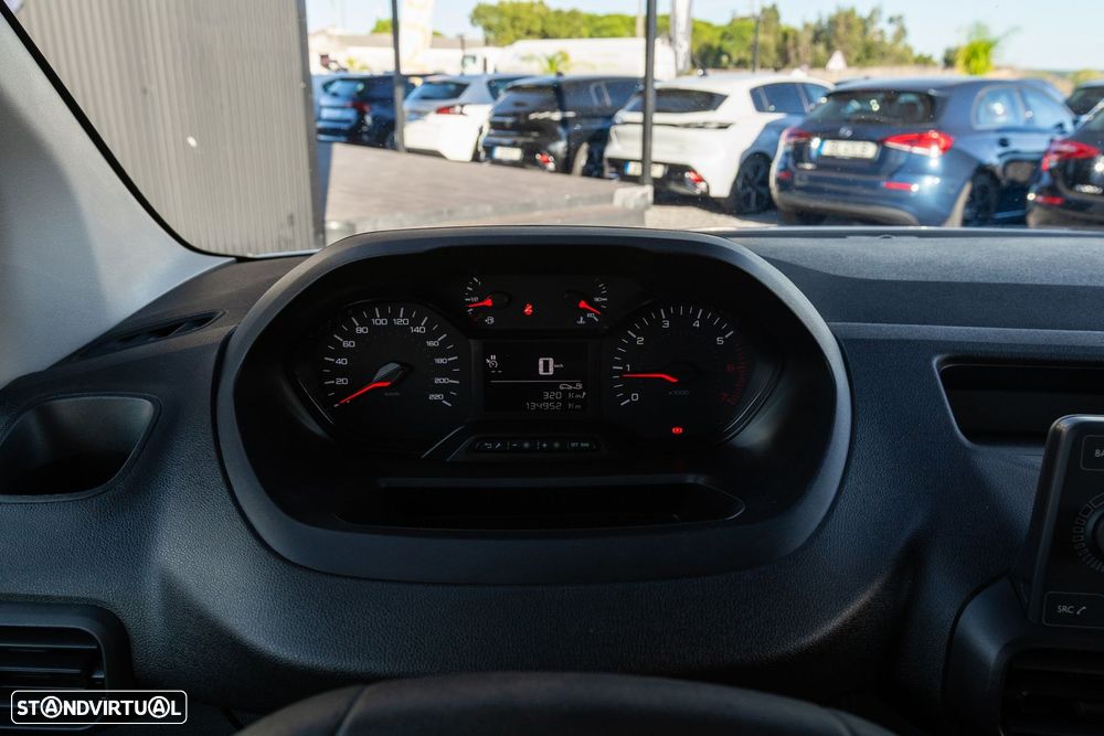 Peugeot Partner 1.5 BlueHDi M padrão - 15