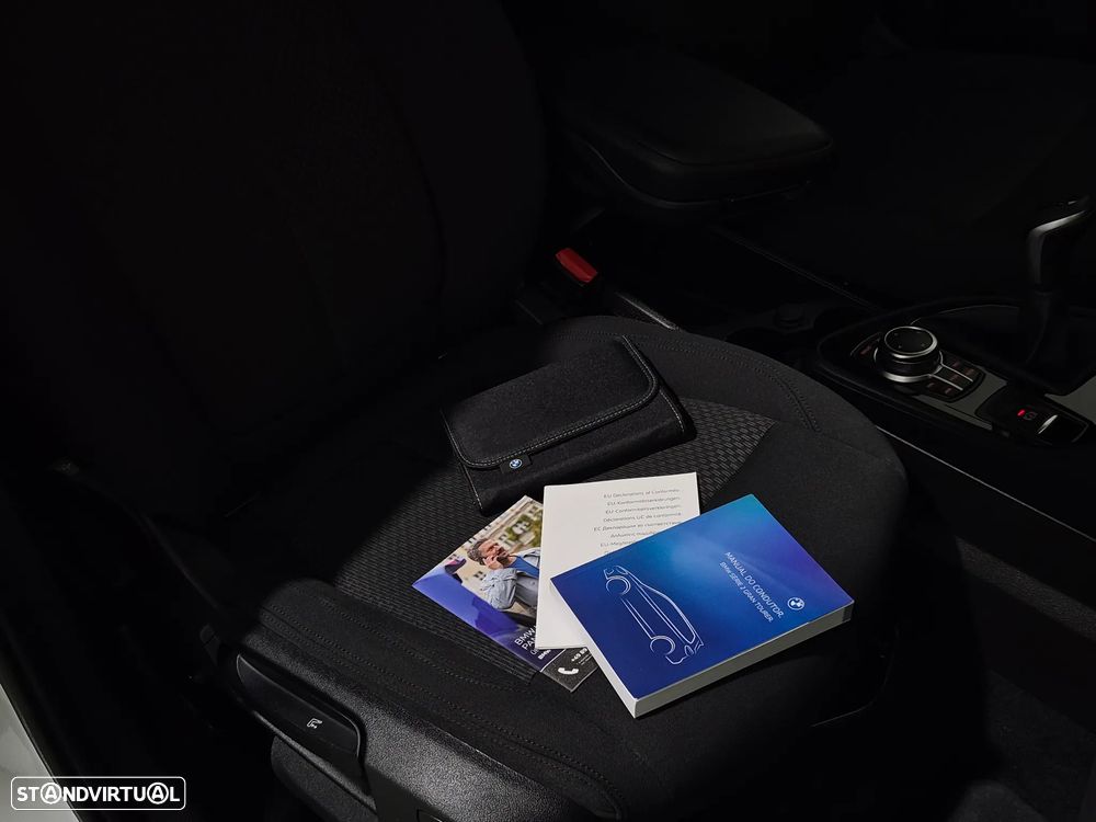 BMW 216 Gran Tourer i 7L Advantage — fotografia 38