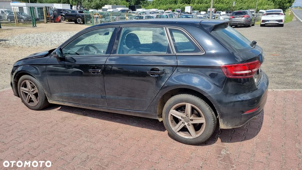 Audi A3 Sportback 1.6 TDI - 24