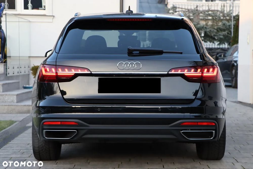 Audi A4 Avant - 11