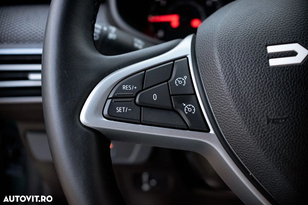 Dacia Logan ECO-G 100 MT6 Expression - 26