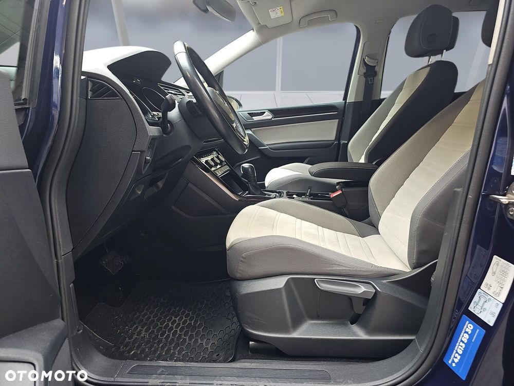 Volkswagen Touran 1.5 TSI EVO Highline DSG - 9