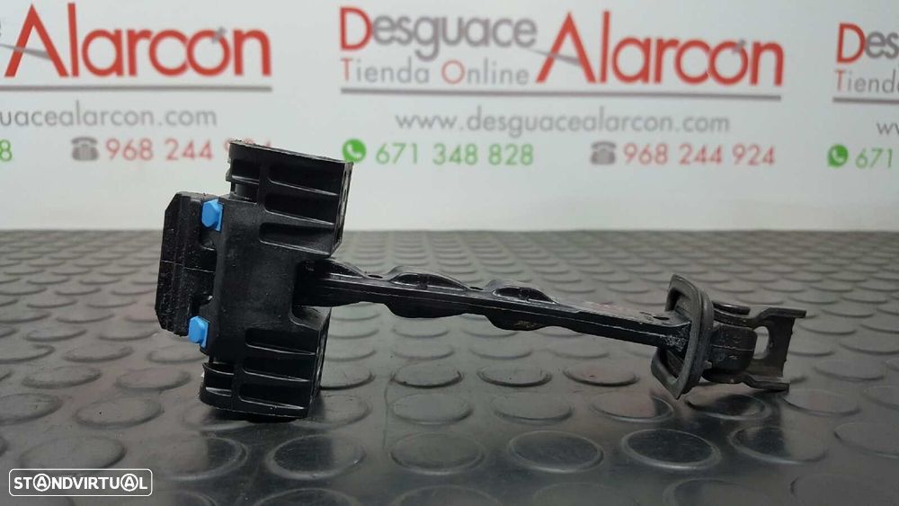 RETENTOR DA PORTA DIANTEIRA DIREITA VOLKSWAGEN SCIROCCO (137) 1.4 TSI (90KW) - 5