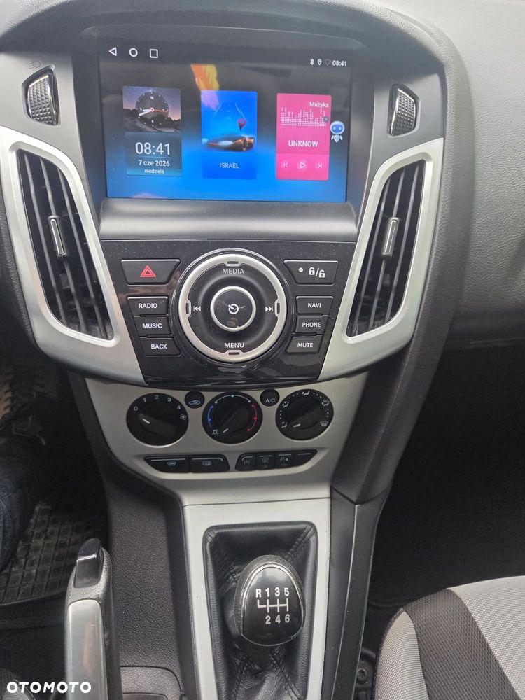 Ford Focus 1.6 EcoBoost Titanium - 19
