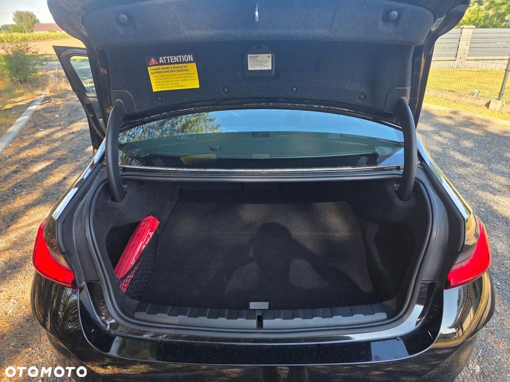 BMW Seria 3 - 26