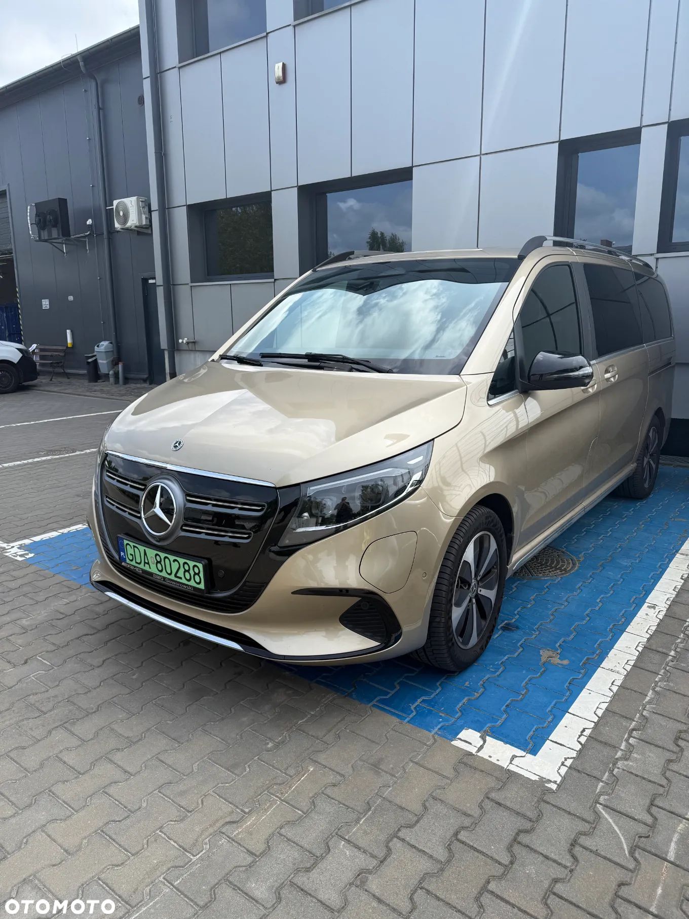 Mercedes-Benz EQV 300 60kWh - 1