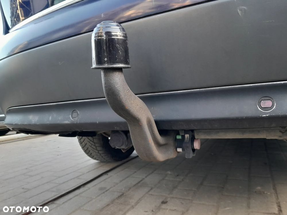 AUDI A6 C5 HAK TYLNY WYPINANY SEDAN - 1