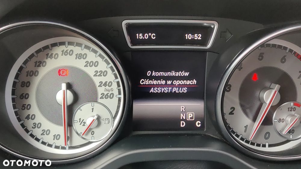Mercedes-Benz CLA 200 7G-DCT - 35