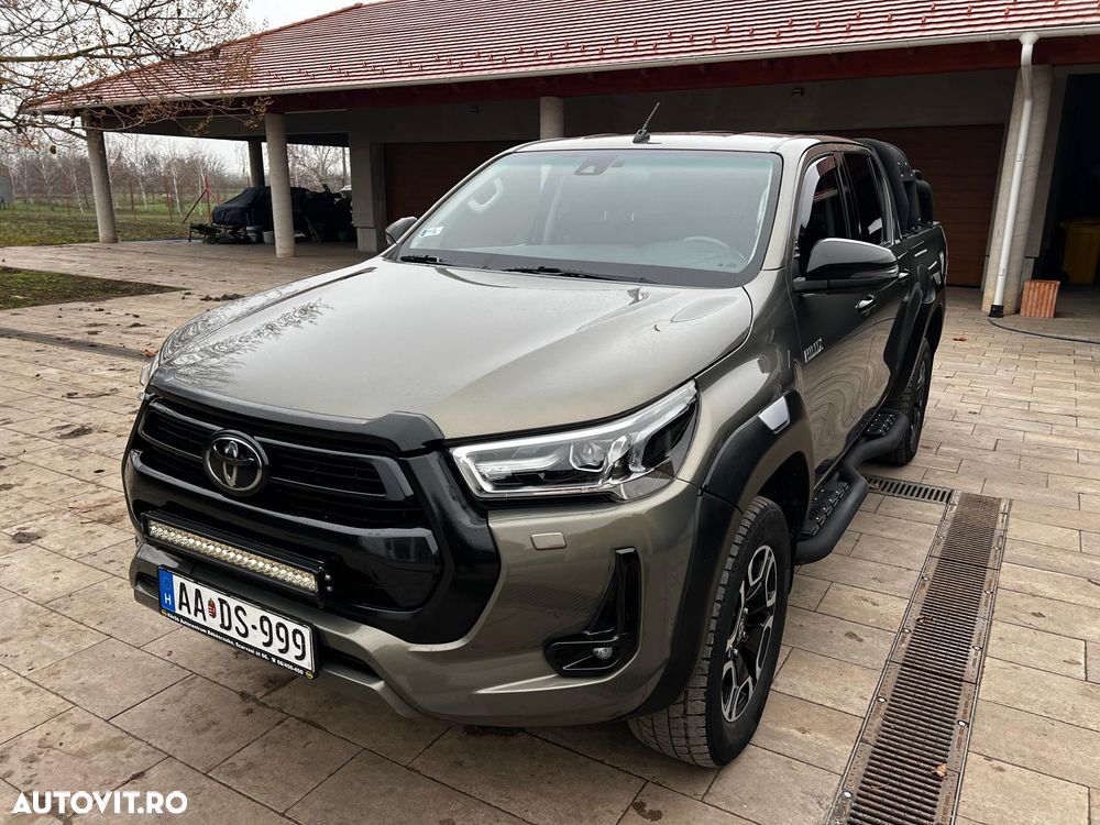Toyota Hilux 2.8D 204CP 4x4 Double Cab AT Executive Color Edition - 1