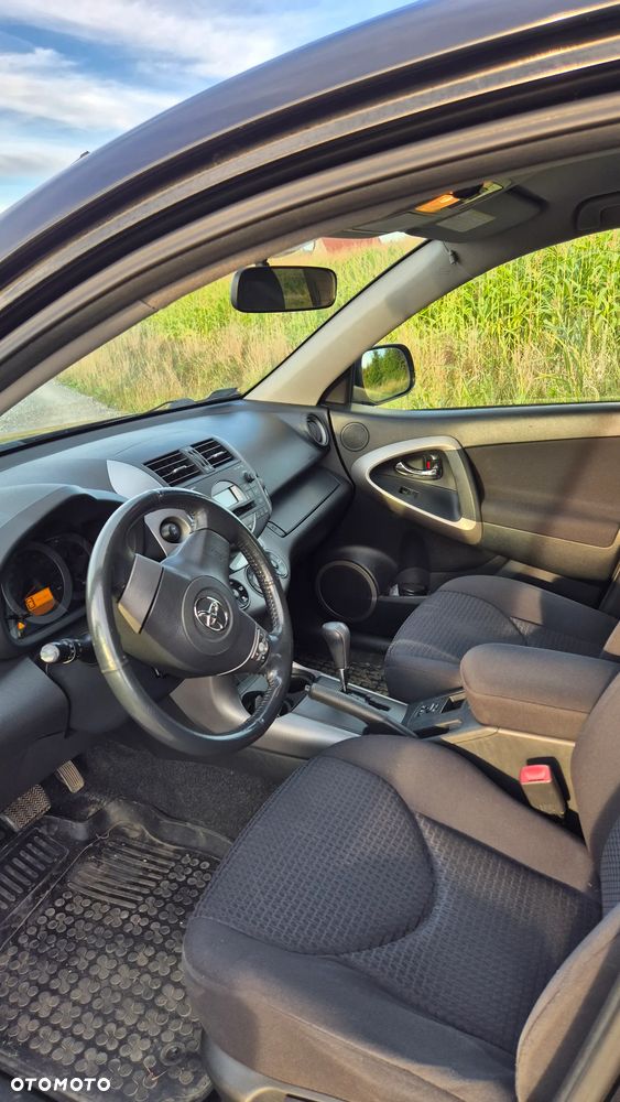 Toyota RAV4 2.0 VVT-i Sol - 10