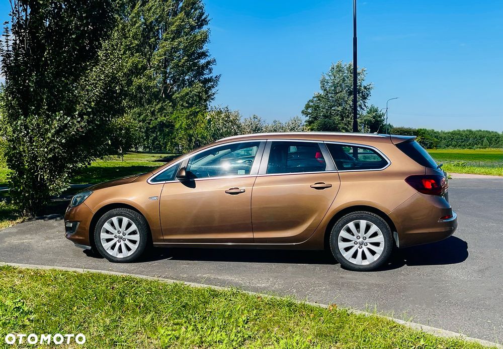 Opel Astra 1.6 Cosmo EU6 - 1