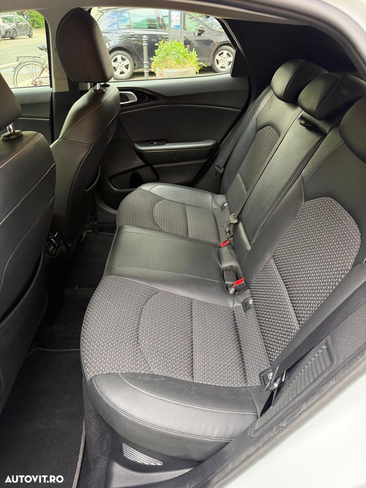 Kia XCeed 1.6 GDI DCT6 OPF VISION - 13