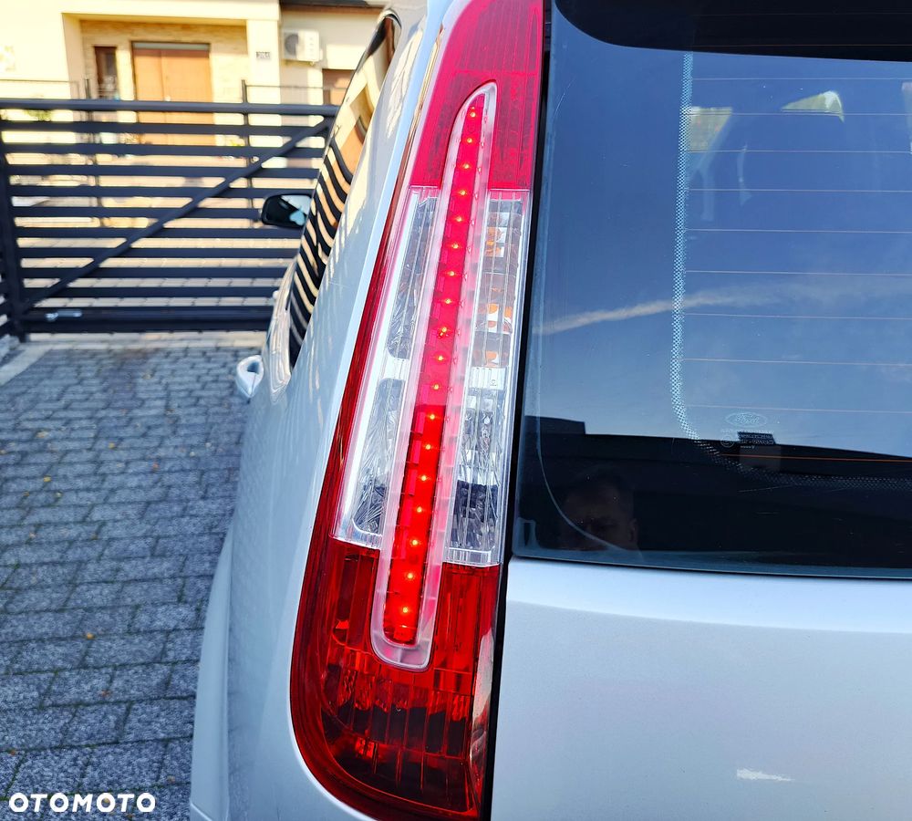 Ford C-MAX 1.8 Titanium - 7