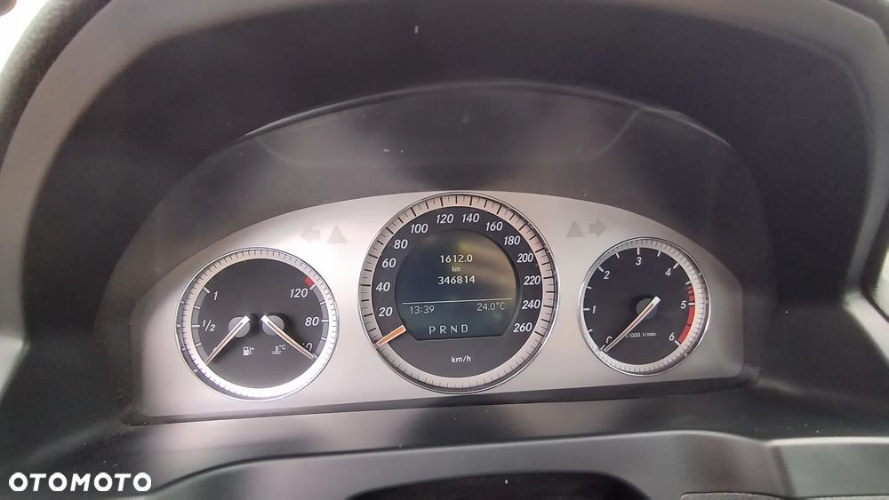 Mercedes-Benz Klasa C 320 CDI Avantgarde 4-Matic - 14