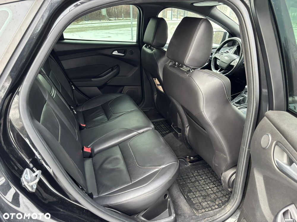 Ford Focus 2.0 EcoBoost ST - 6