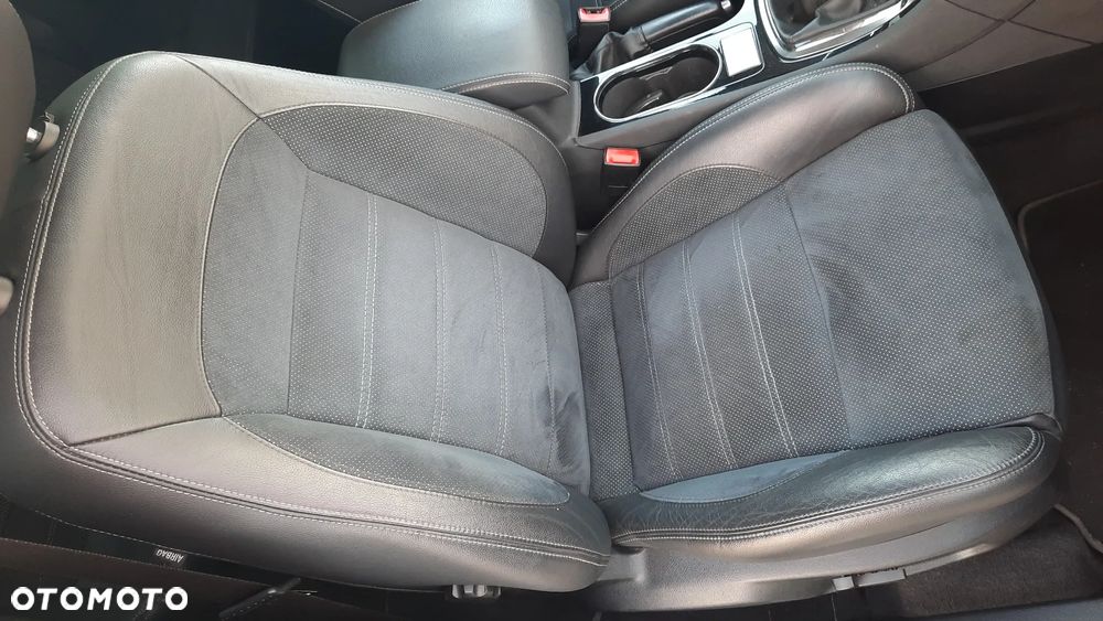 Ford Mondeo 2.5 Titanium S - 27