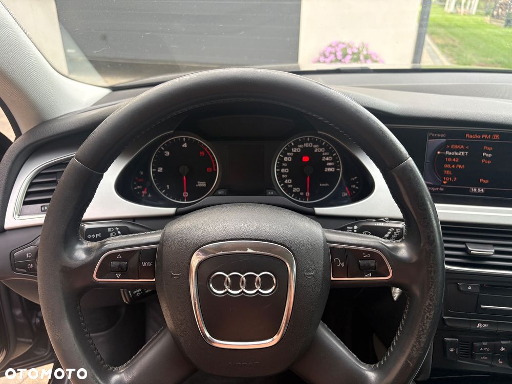 Audi A4 Avant 2.0 TDI DPF - 12
