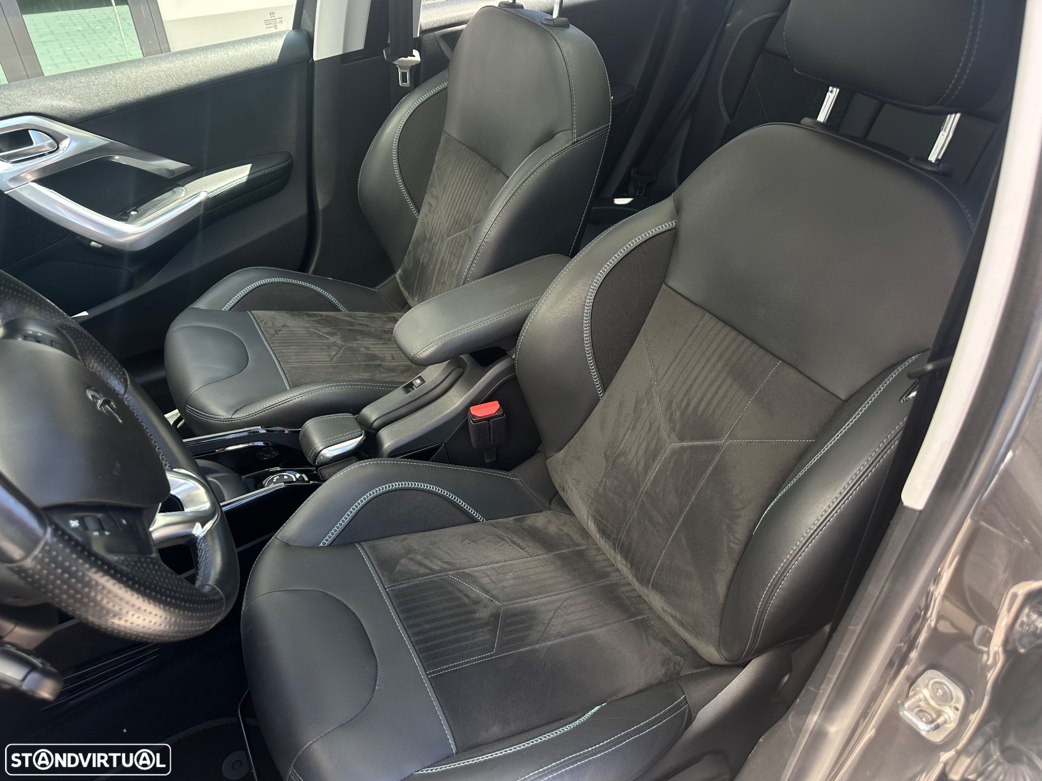 Peugeot 2008 PureTech 110 GPF Stop&Start EAT6 Crossway - 14