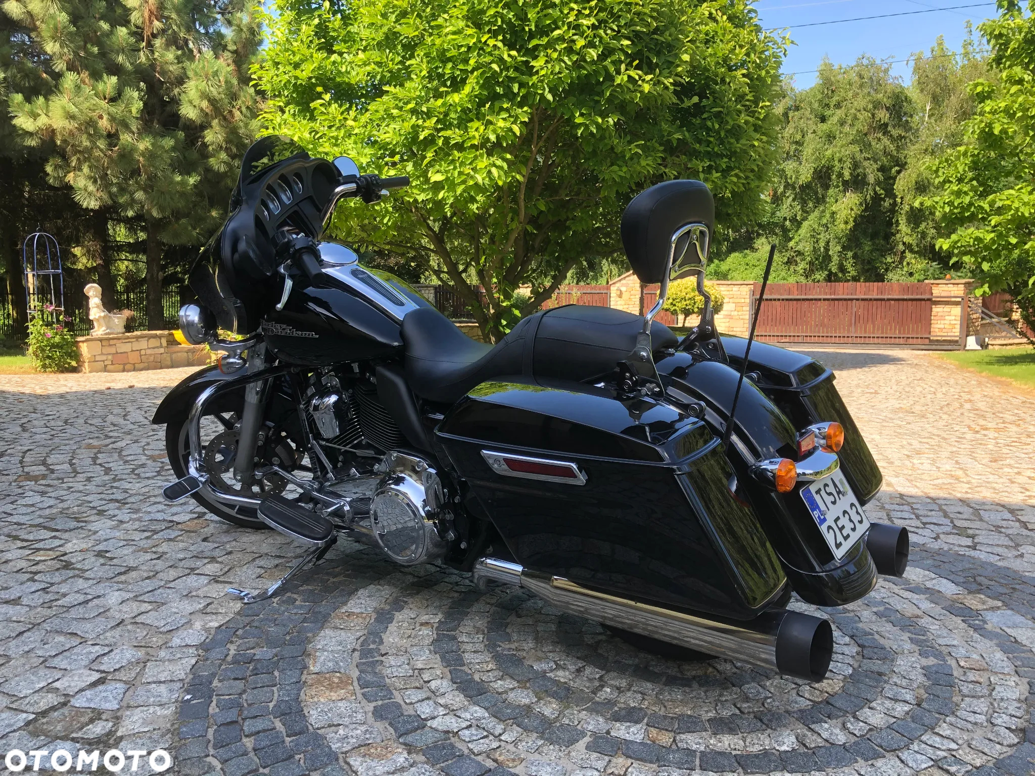 Harley-Davidson Touring Street Glide - 4