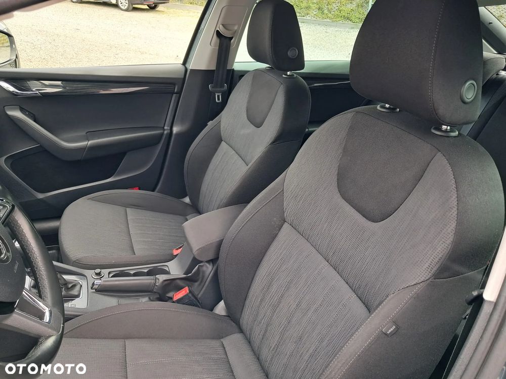 Skoda Octavia 2.0 TSI Style DSG - 21