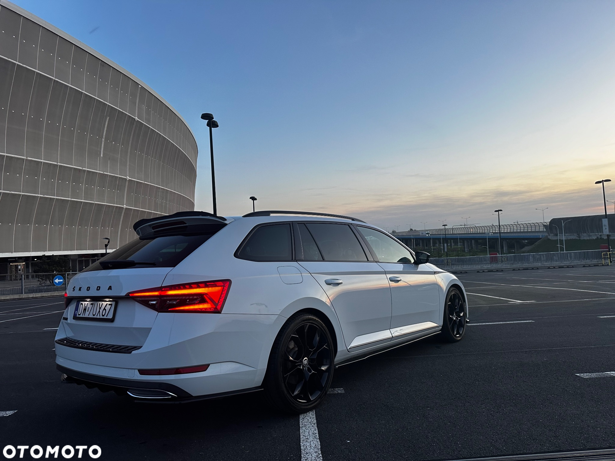 Skoda Superb 2.0 TSI Sportline DSG - 8