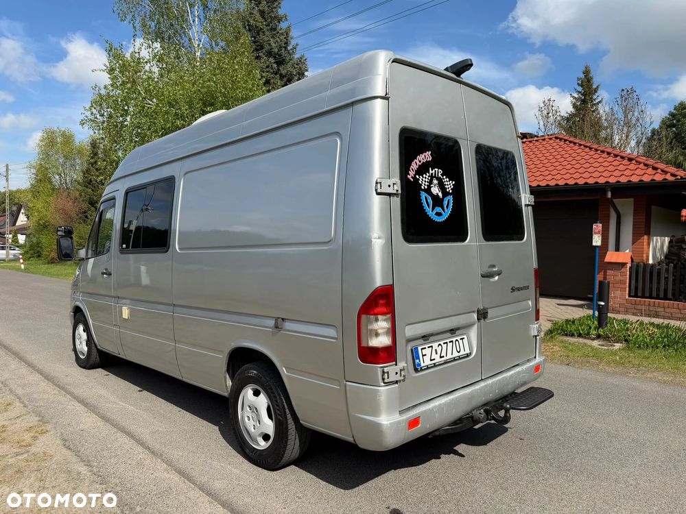 Mercedes-Benz Sprinter - 8