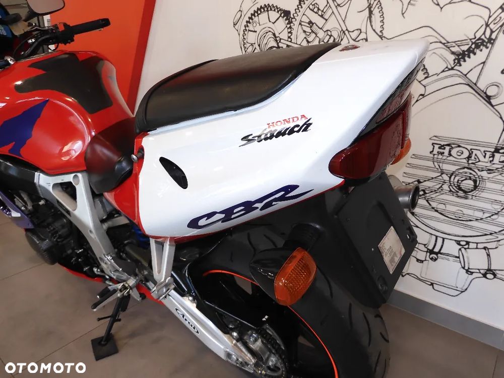 Honda CBR - 30