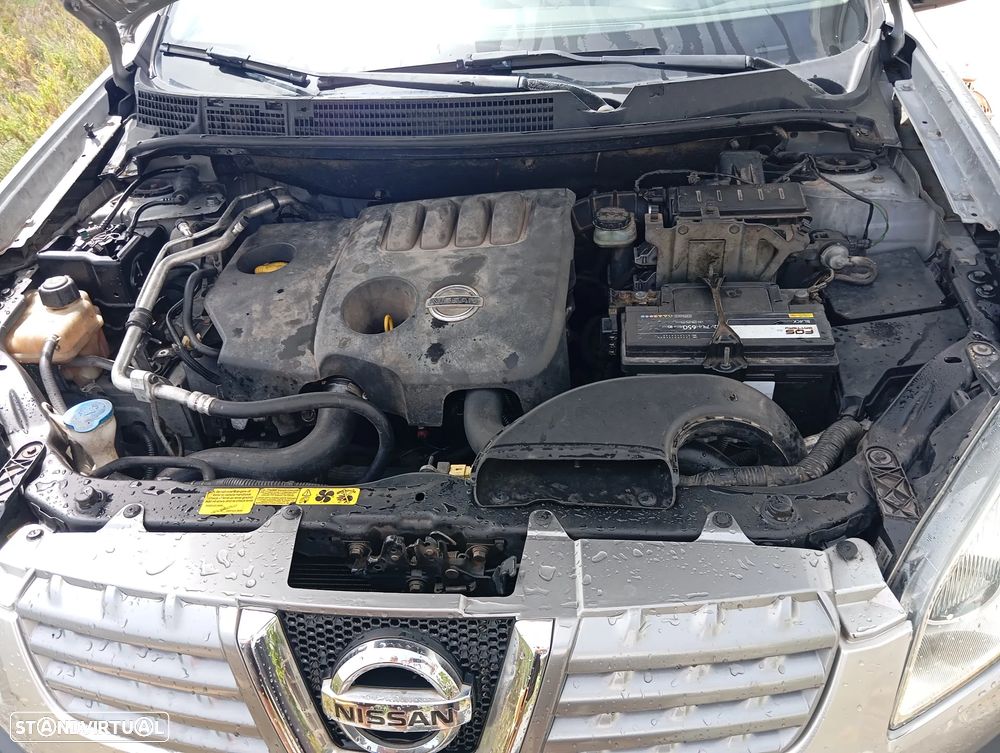 Nissan Qashqai 1.5 dCi Tekna Premium Pele Preta 17 - 12