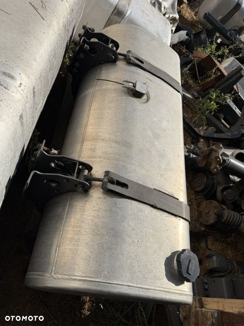 Zbiornik paliwa 505L  21516480 - 4