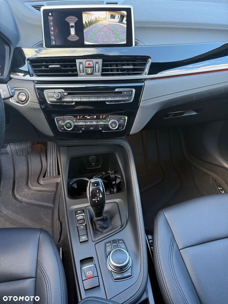 BMW X1 xDrive25i GPF xLine - 19