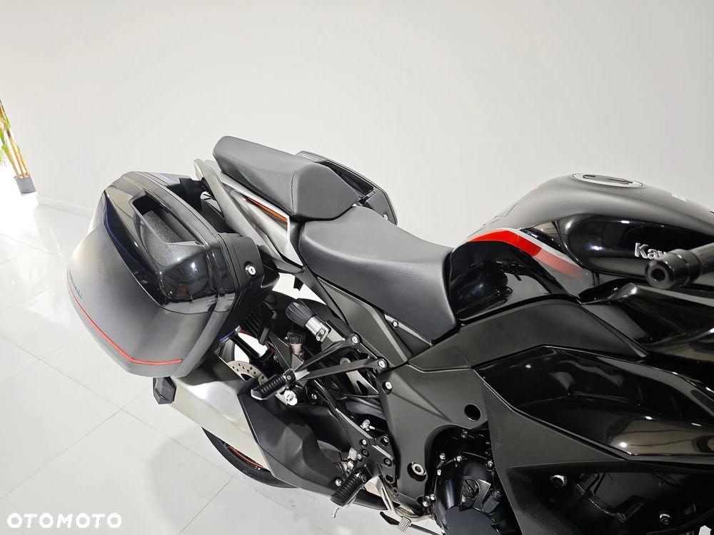 Kawasaki Ninja 1000 SX - 10