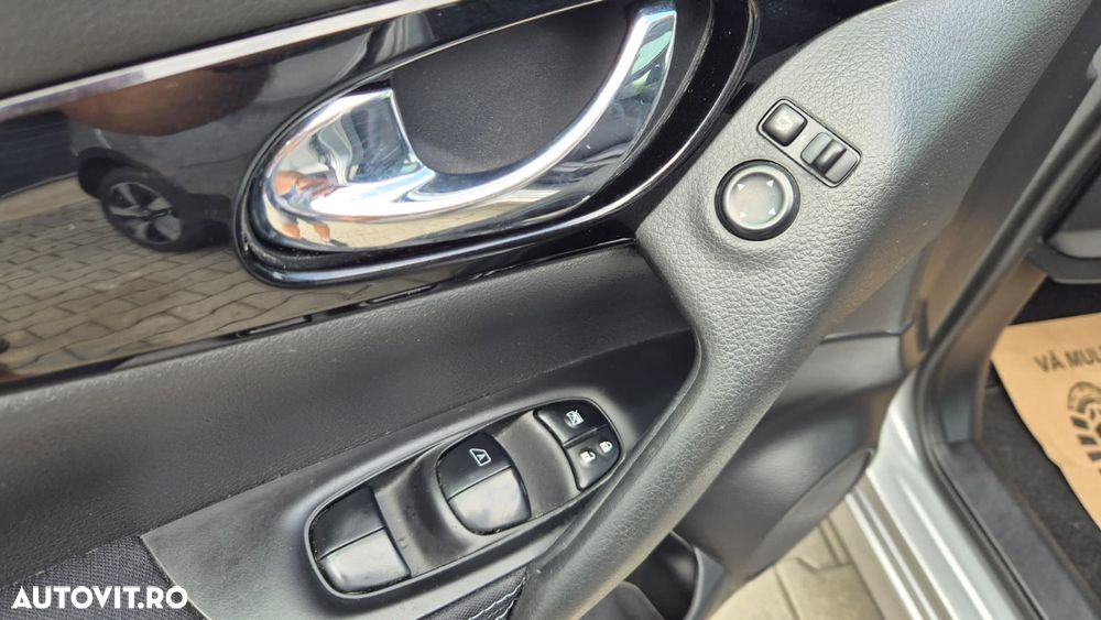 Nissan Qashqai 1.5 DCI Start/Stop N-Connecta - 14
