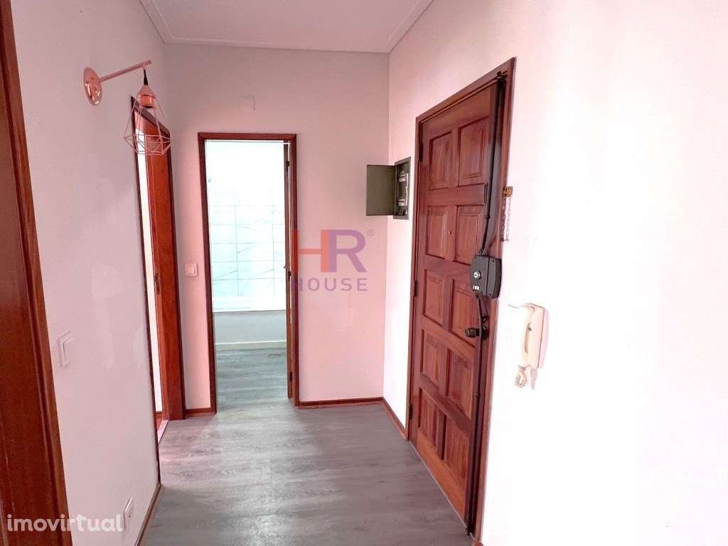 Arrenda-se T1+1 Rua do Brasil - a 200m2 do estádio cidade de Coimbra - Grande imagem: 4/15