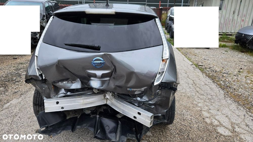 Nissan Leaf - 13