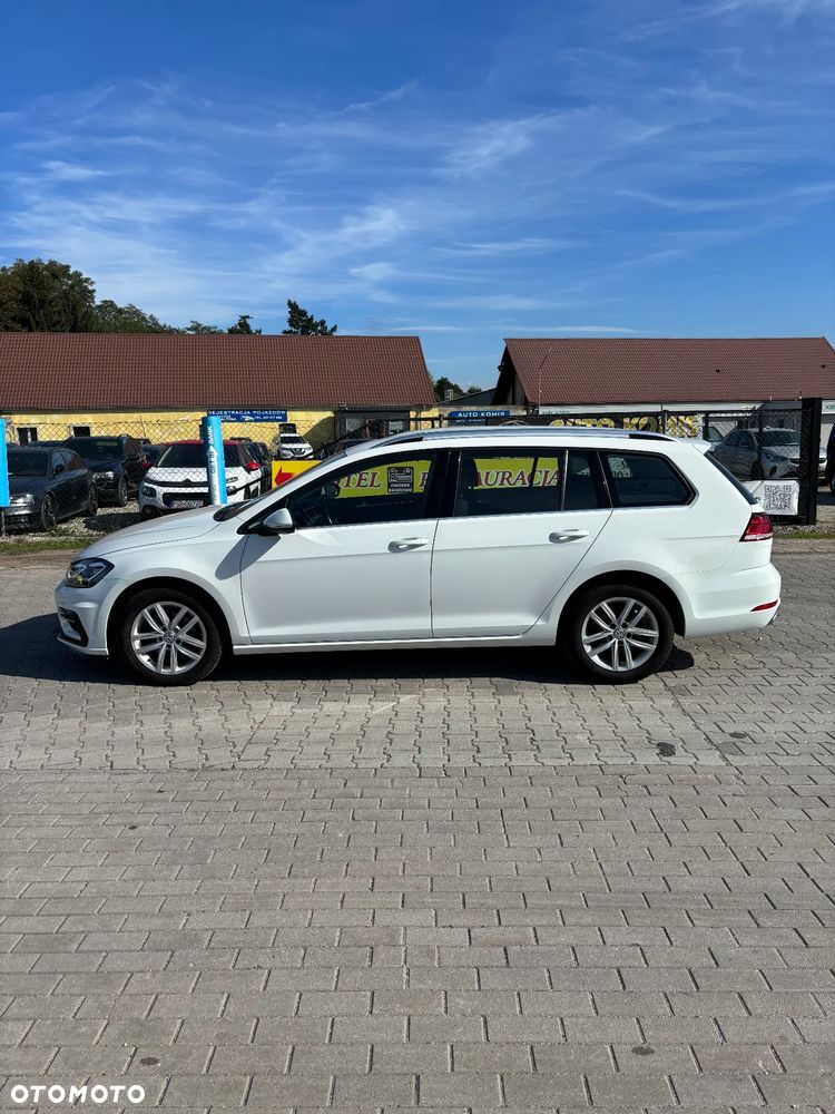 Volkswagen Golf - 9