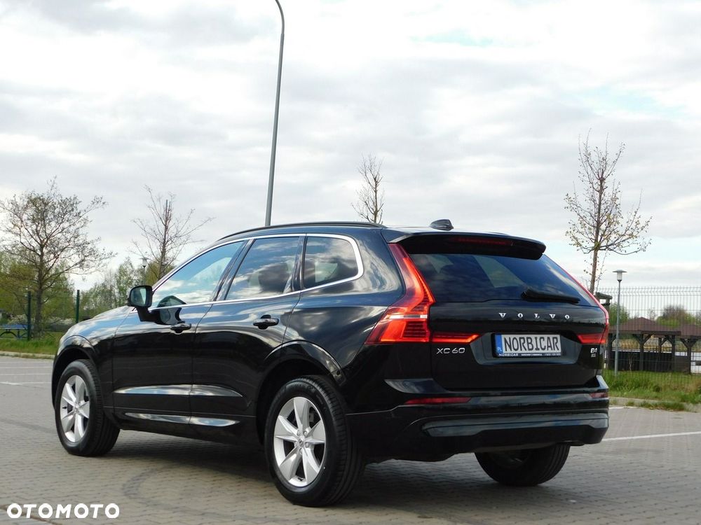 Volvo XC 60 B4 D Momentum Pro - 3