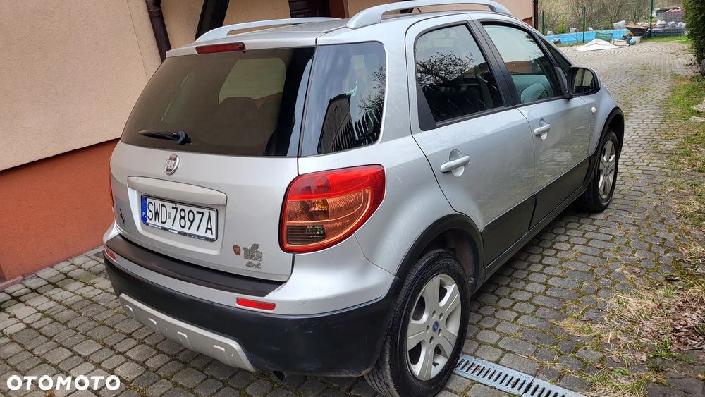 Fiat Sedici 1.9 Multijet 4x4 Dynamic - 4