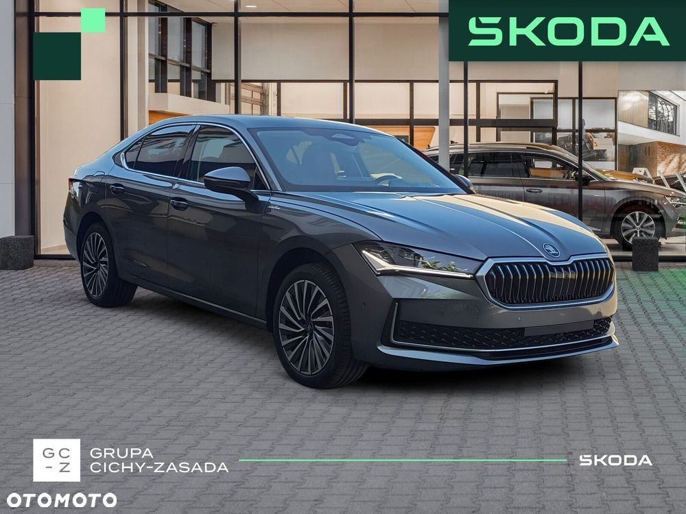 Skoda Superb 2.0 TDI SCR 4x4 L&K DSG - 8