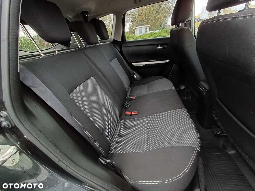 Suzuki Vitara 1.6 Premium 4WD - 32