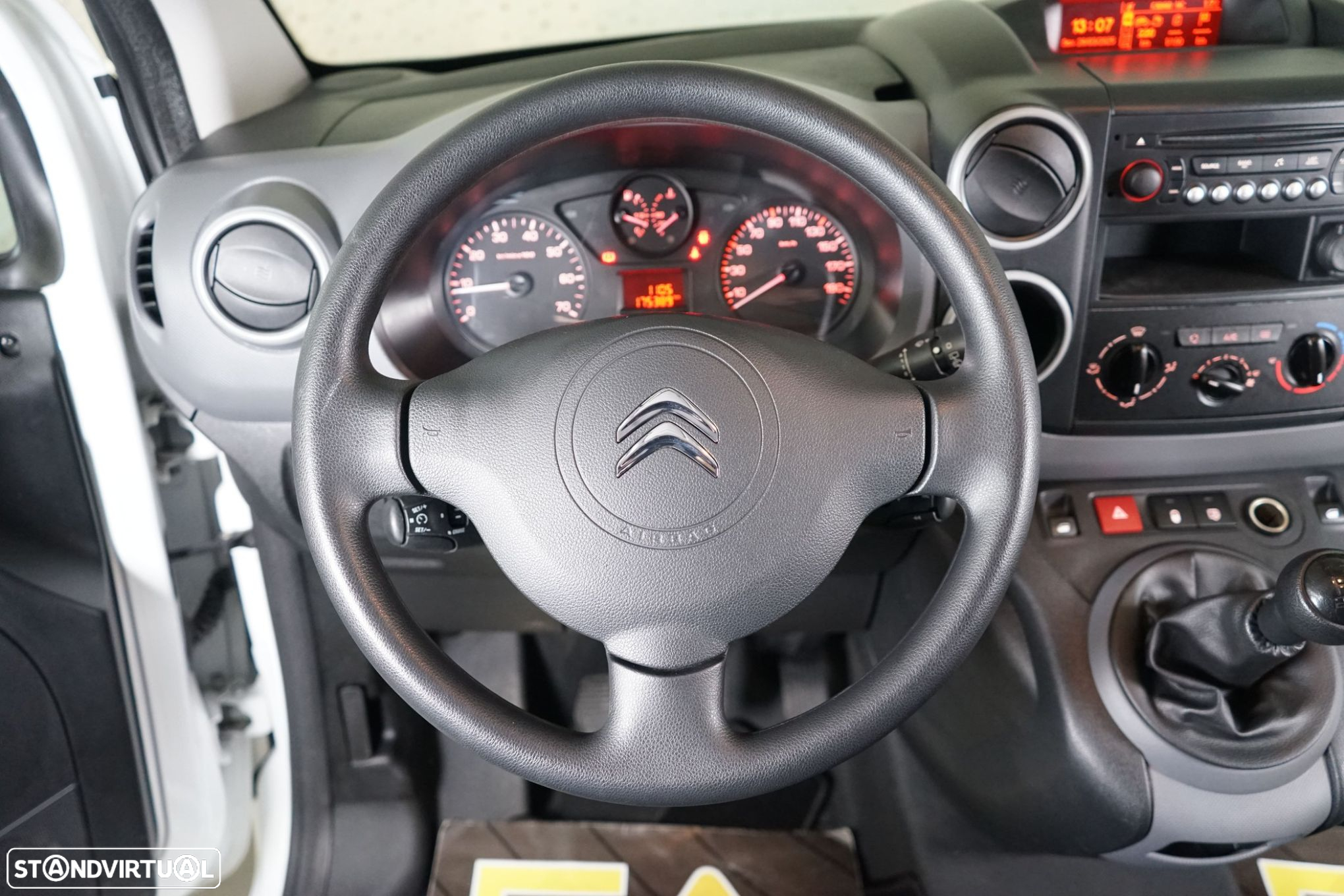 Citroën Berlingo 1.6 BlueHDi Feel - 19