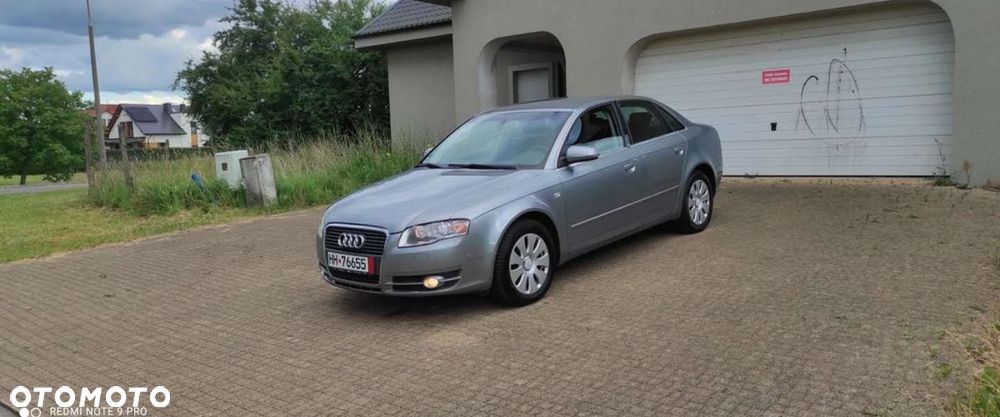Audi A4 Limousine - 32