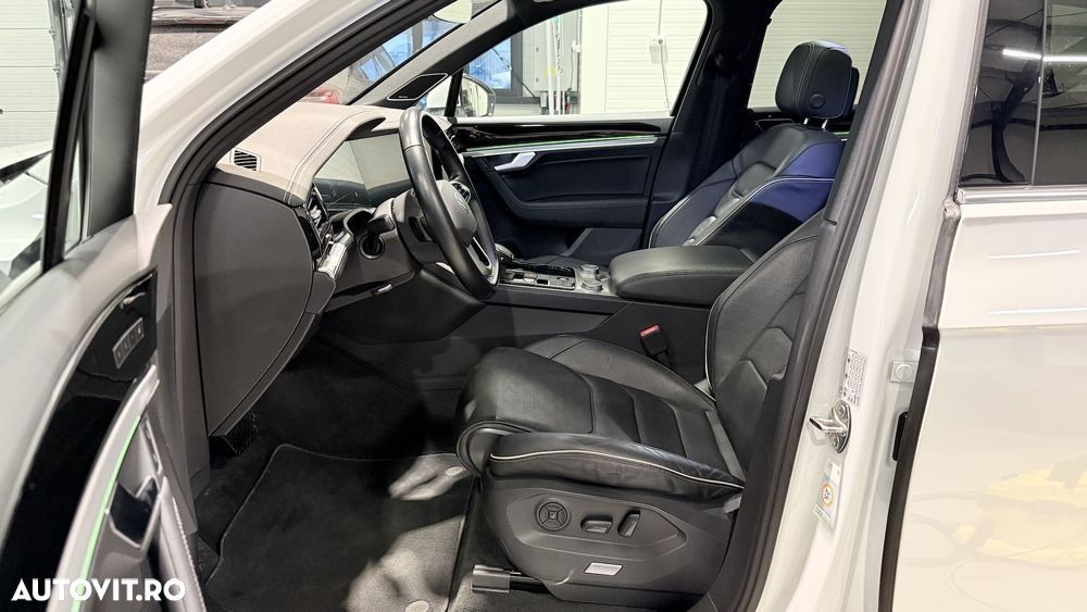 Volkswagen Touareg - 6