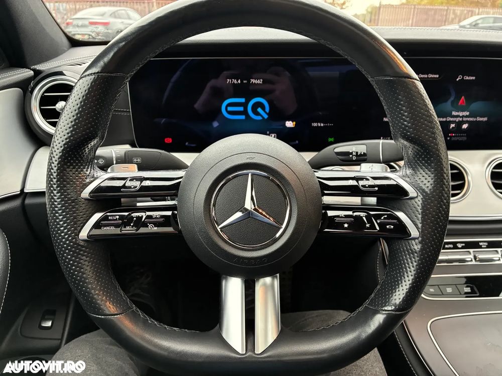 Mercedes-Benz E 300 de 4Matic 9G-TRONIC AMG Line - 13