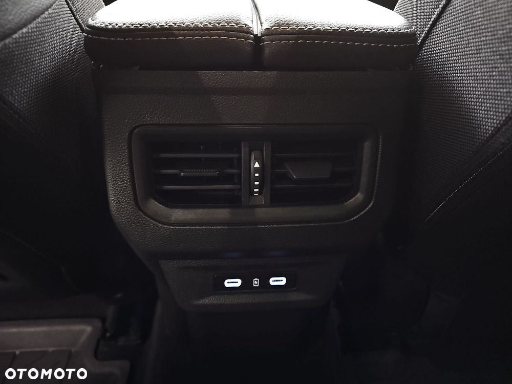 Renault Austral 1.3 TCe mHEV Techno - 28