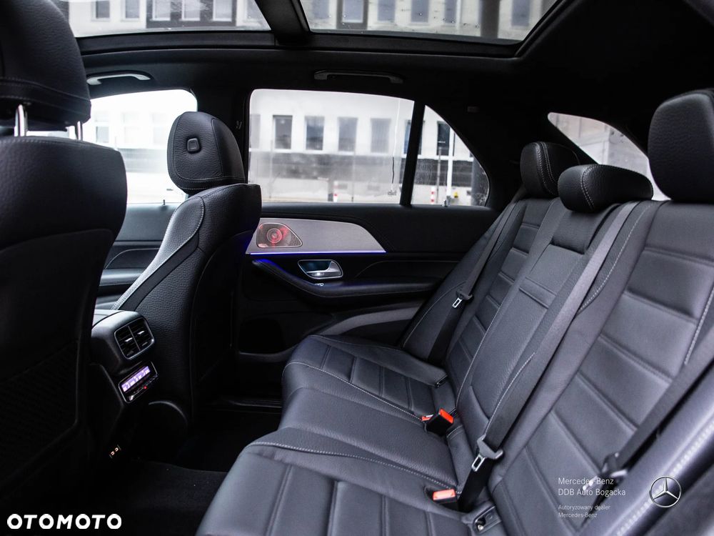 Mercedes-Benz GLE - 12