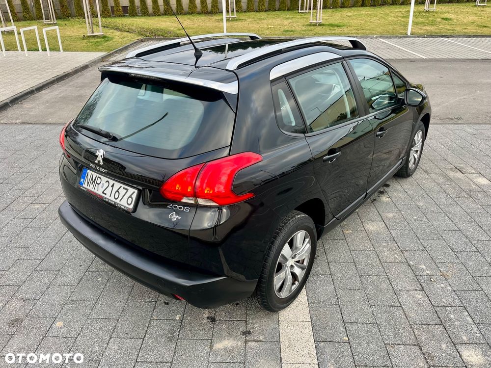 Peugeot 2008 1.2 Pure Tech Active S&S - 17