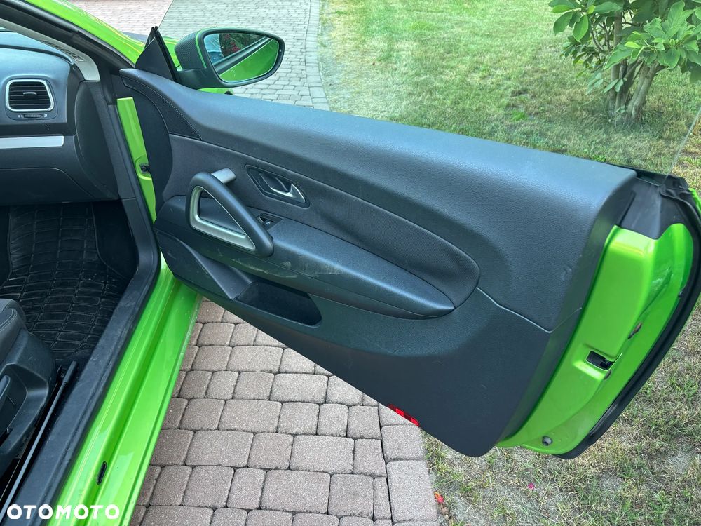 Volkswagen Scirocco 1.4 TSI Edition - 17